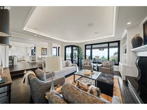 24770 SW Valley View Road West Linn OR 97068