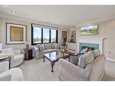 24770 SW Valley View Road West Linn OR 97068