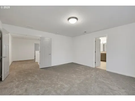 13087 SE Gateway Drive Happy Valley OR 97086