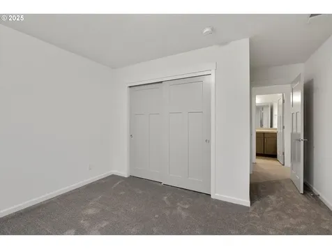 13087 SE Gateway Drive Happy Valley OR 97086