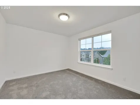 13087 SE Gateway Drive Happy Valley OR 97086