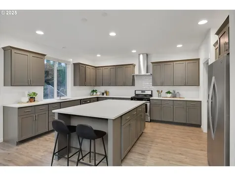 13087 SE Gateway Drive Happy Valley OR 97086