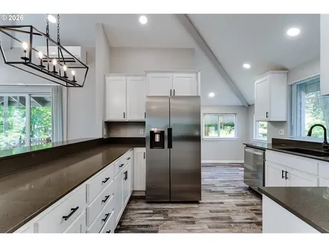 7218 Elderberry Street Springfield OR 97478