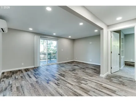 7218 Elderberry Street Springfield OR 97478