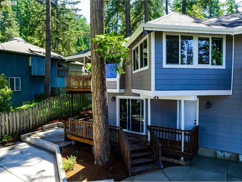 7218 Elderberry Street Springfield OR 97478