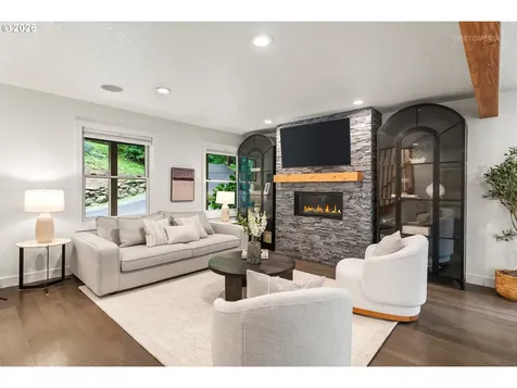 12119 SE Henderson Drive Portland OR 97266