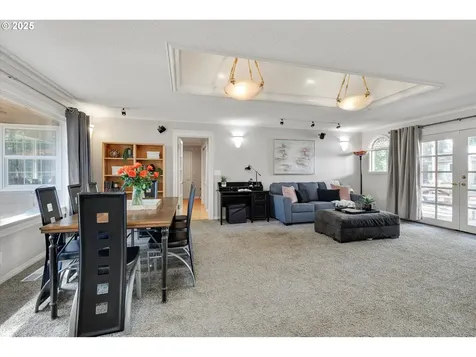 8815 SW Oleson Road Portland OR 97223