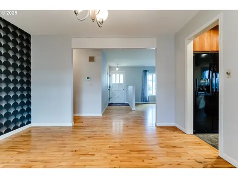 2424 Leyton Lane Eugene OR 97404