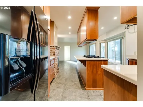 2424 Leyton Lane Eugene OR 97404