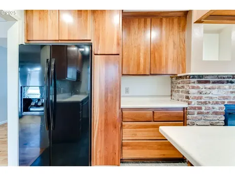 2424 Leyton Lane Eugene OR 97404