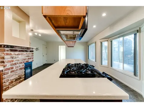 2424 Leyton Lane Eugene OR 97404