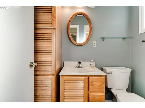 2424 Leyton Lane Eugene OR 97404