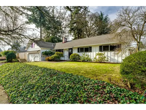 2424 Leyton Lane Eugene OR 97404