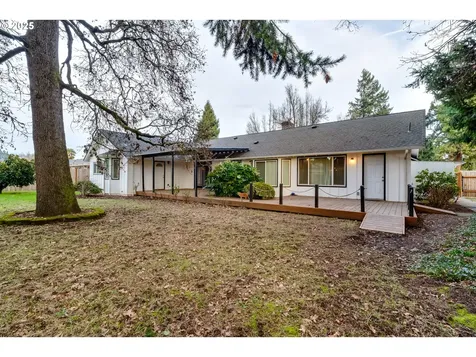 2424 Leyton Lane Eugene OR 97404