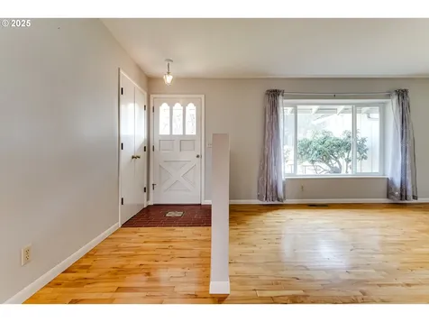 2424 Leyton Lane Eugene OR 97404