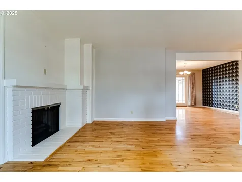 2424 Leyton Lane Eugene OR 97404