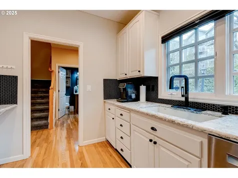 1936 NW Yorkshire Lane Portland OR 97229