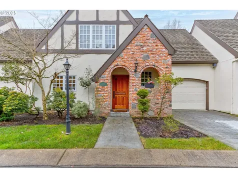 1936 NW Yorkshire Lane Portland OR 97229