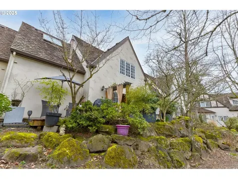 1936 NW Yorkshire Lane Portland OR 97229