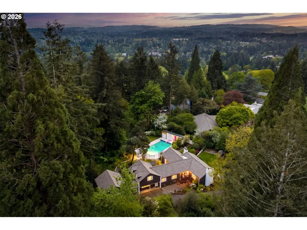 3926 SW Martins Lane Portland OR 97239