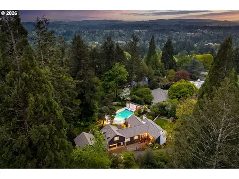 3926 SW Martins Lane Portland OR 97239