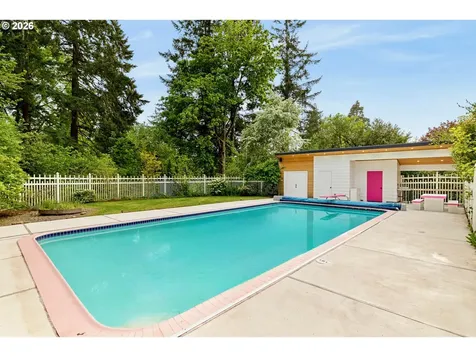 3926 SW Martins Lane Portland OR 97239