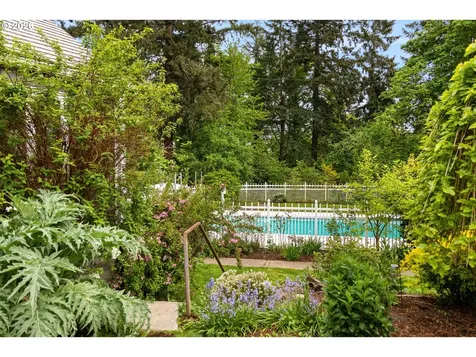 3926 SW Martins Lane Portland OR 97239