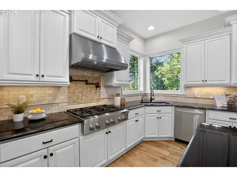 4530 SW Council Crest Drive Portland OR 97239