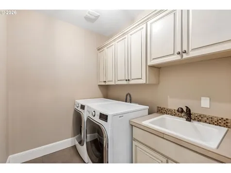 4530 SW Council Crest Drive Portland OR 97239