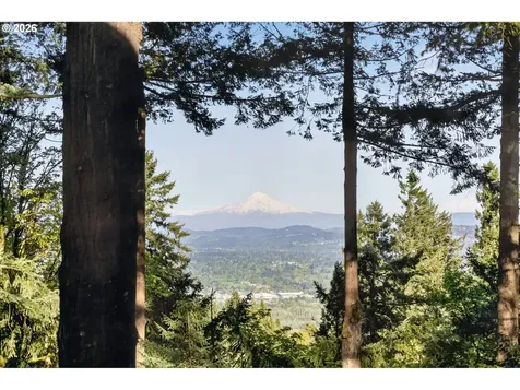 4530 SW Council Crest Drive Portland OR 97239