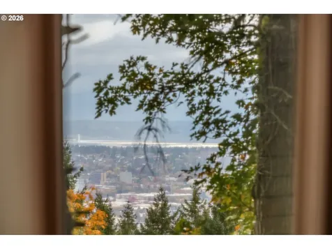 4530 SW Council Crest Drive Portland OR 97239