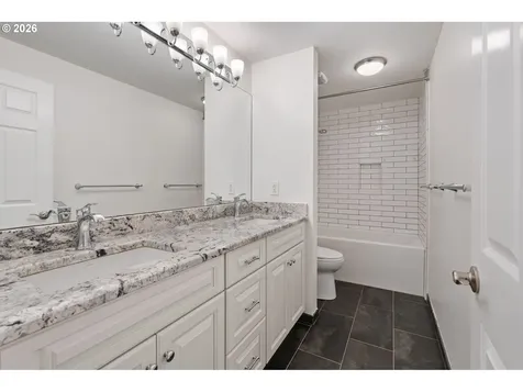 8450 SW 89th Avenue Portland OR 97223