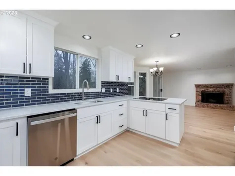 14875 SW Mockingbird Court Beaverton OR 97007