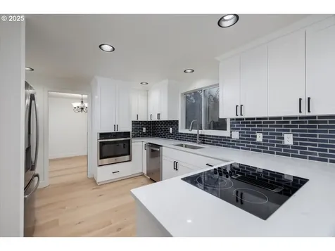 14875 SW Mockingbird Court Beaverton OR 97007