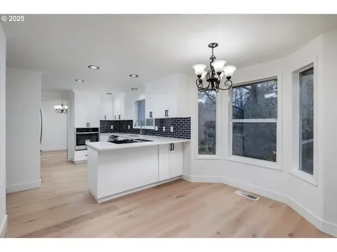 14875 SW Mockingbird Court Beaverton OR 97007