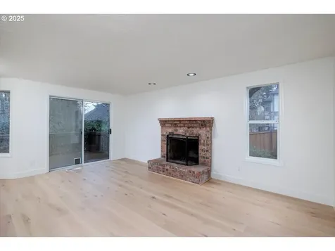 14875 SW Mockingbird Court Beaverton OR 97007