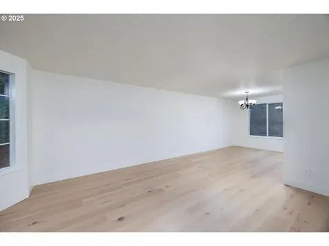14875 SW Mockingbird Court Beaverton OR 97007