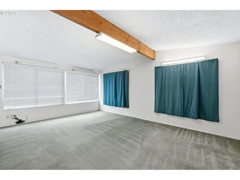 11155 SW Royal Villa Drive Portland OR 97224