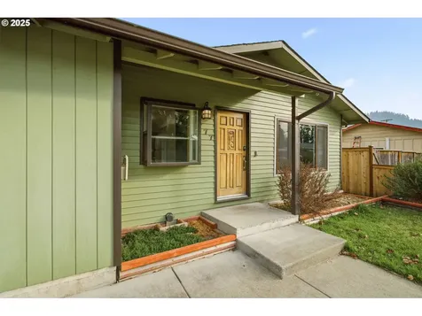 777 60th Street Springfield OR 97478
