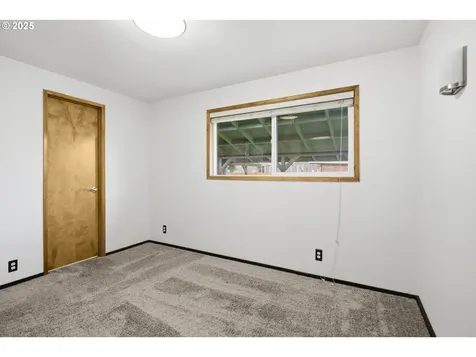 777 60th Street Springfield OR 97478