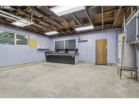 777 60th Street Springfield OR 97478