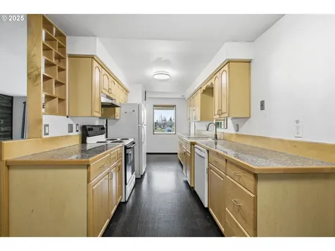 777 60th Street Springfield OR 97478