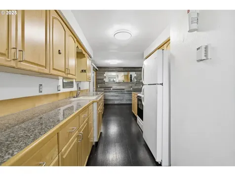 777 60th Street Springfield OR 97478