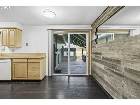 777 60th Street Springfield OR 97478