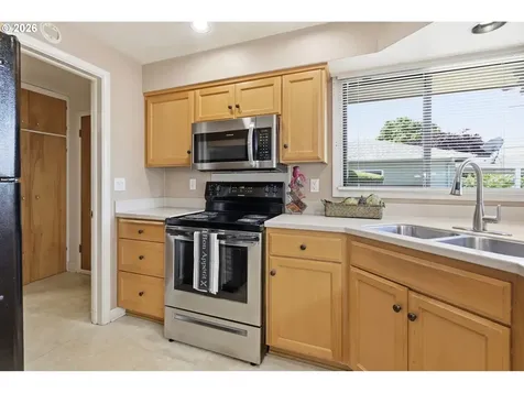 825 Louis Street Eugene OR 97402