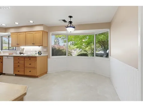 825 Louis Street Eugene OR 97402