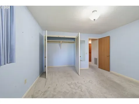825 Louis Street Eugene OR 97402