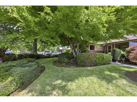 825 Louis Street Eugene OR 97402