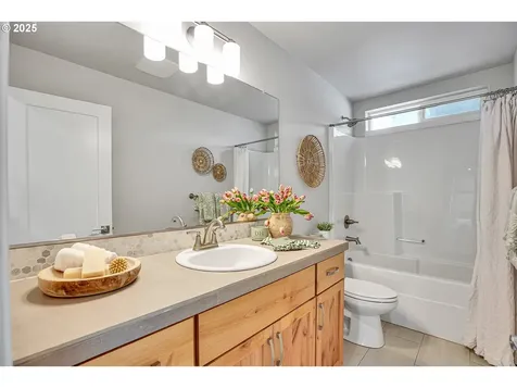 3985 SE Lostine Lane Hillsboro OR 97123