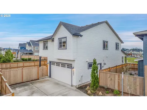 3985 SE Lostine Lane Hillsboro OR 97123